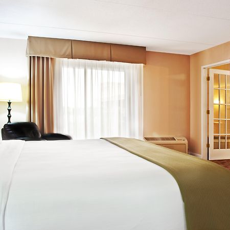Holiday Inn Express Schaumburg-Rolling Meadows By Ihg Екстер'єр фото