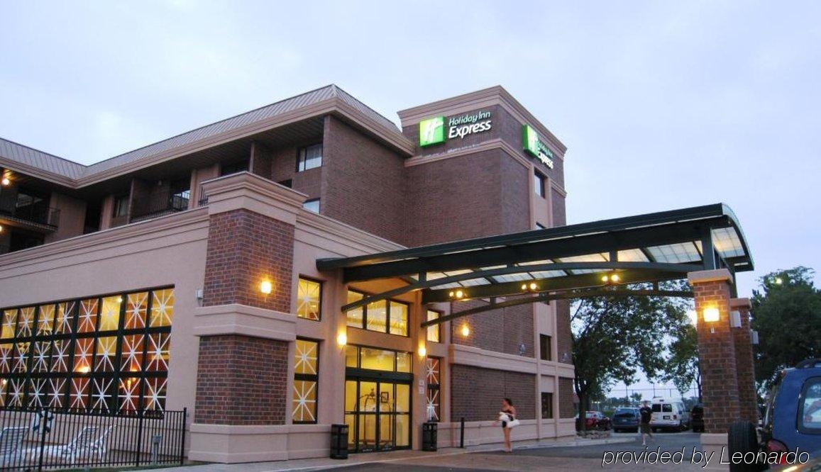 Holiday Inn Express Schaumburg-Rolling Meadows By Ihg Екстер'єр фото