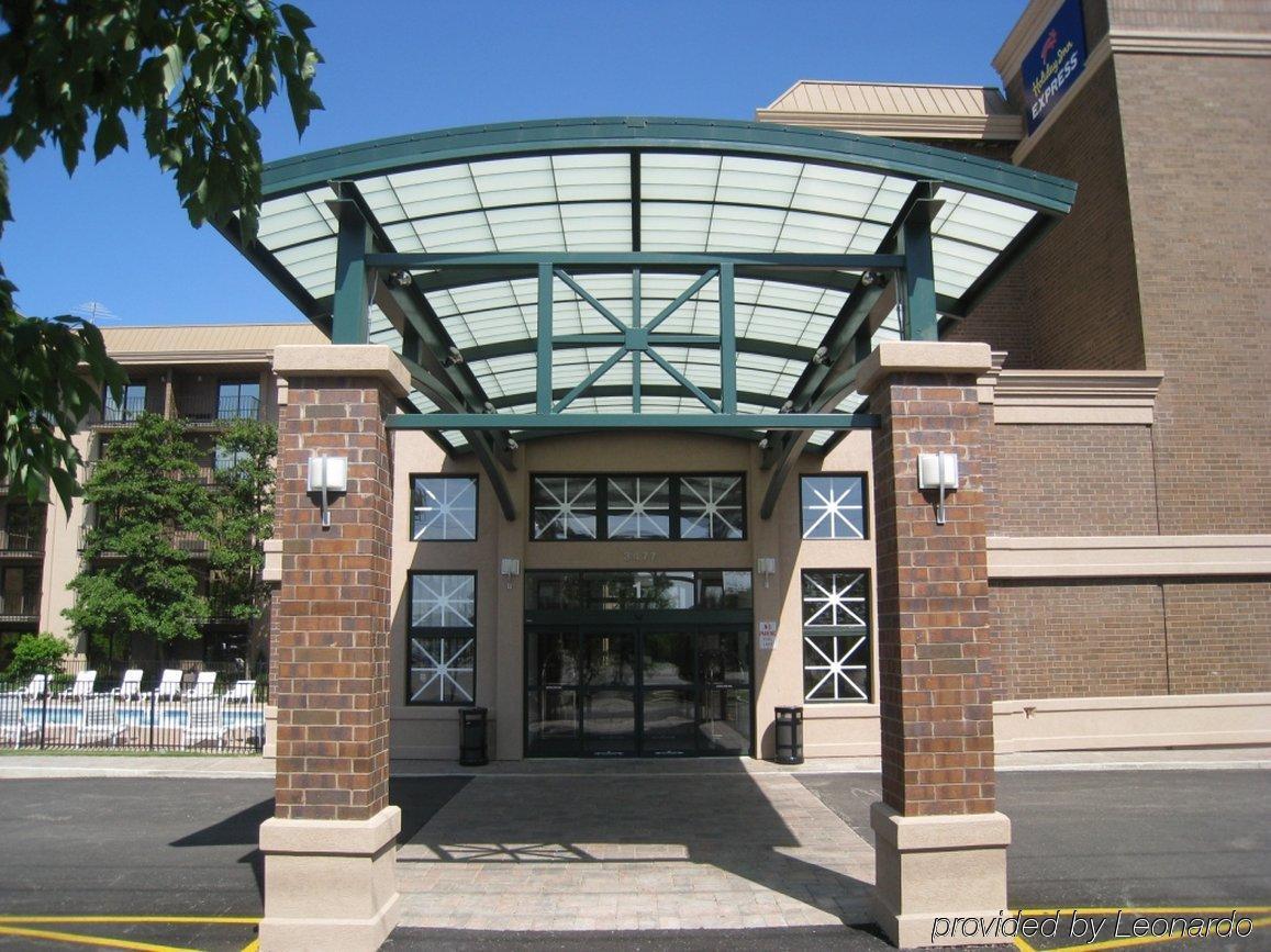 Holiday Inn Express Schaumburg-Rolling Meadows By Ihg Екстер'єр фото